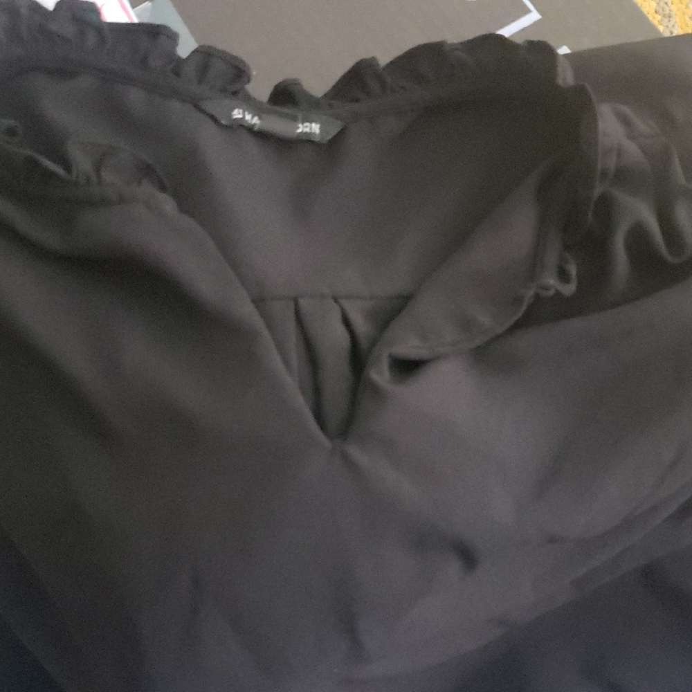 Elegant Black Blouse